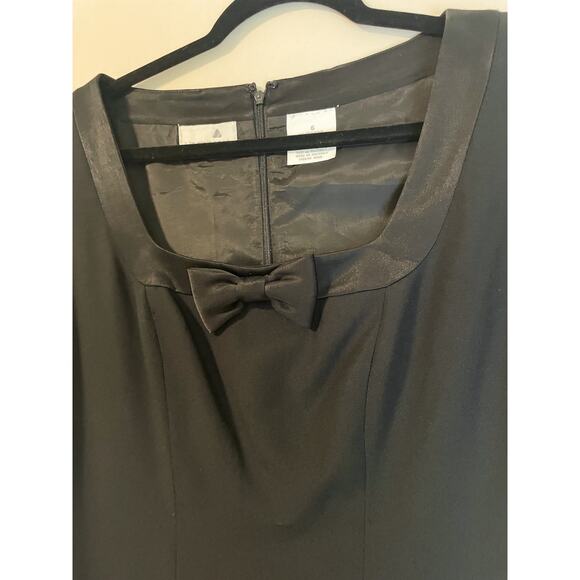 Vintage Liz Claiborne Black Dress. Satin Square Neck. Size 6. Great condition. - Picture 2 of 5